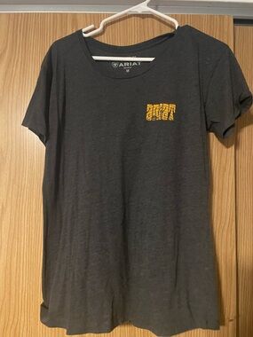 Women’s Ariat Logo Tee